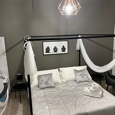 La Porta Di Alba Отель типа 