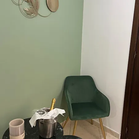 La Porta Di Alba Отель типа 